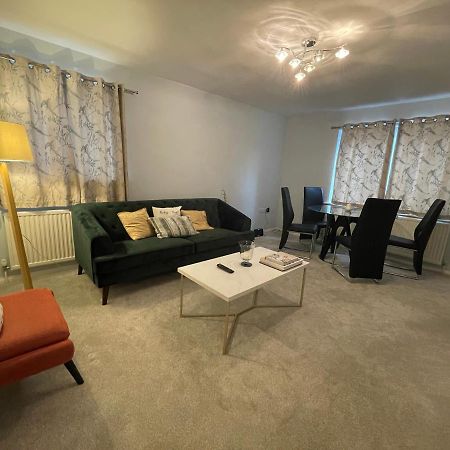 2 Bedroom Apartment Near Southfields London Exterior photo