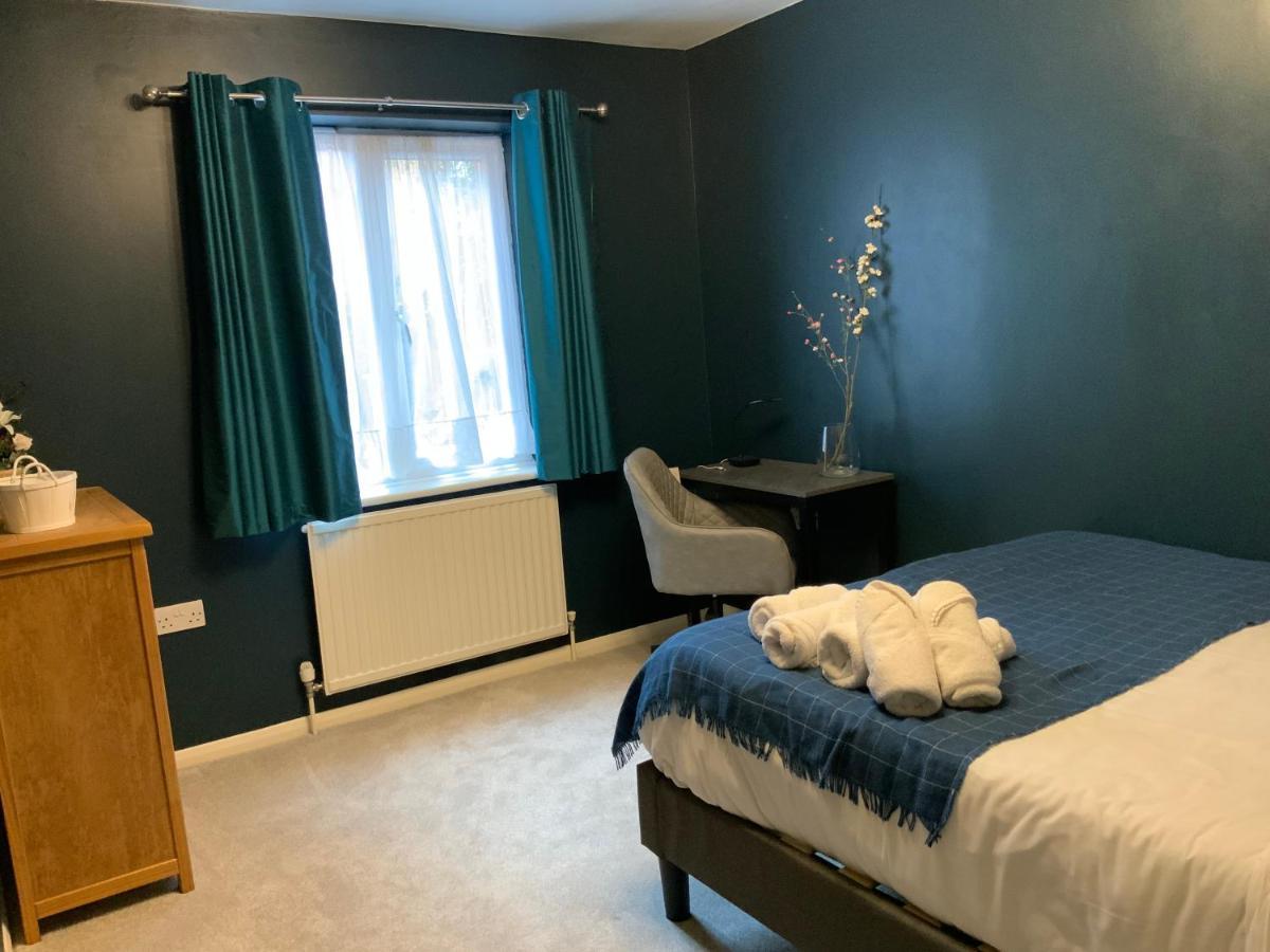 2 Bedroom Apartment Near Southfields London Exterior photo