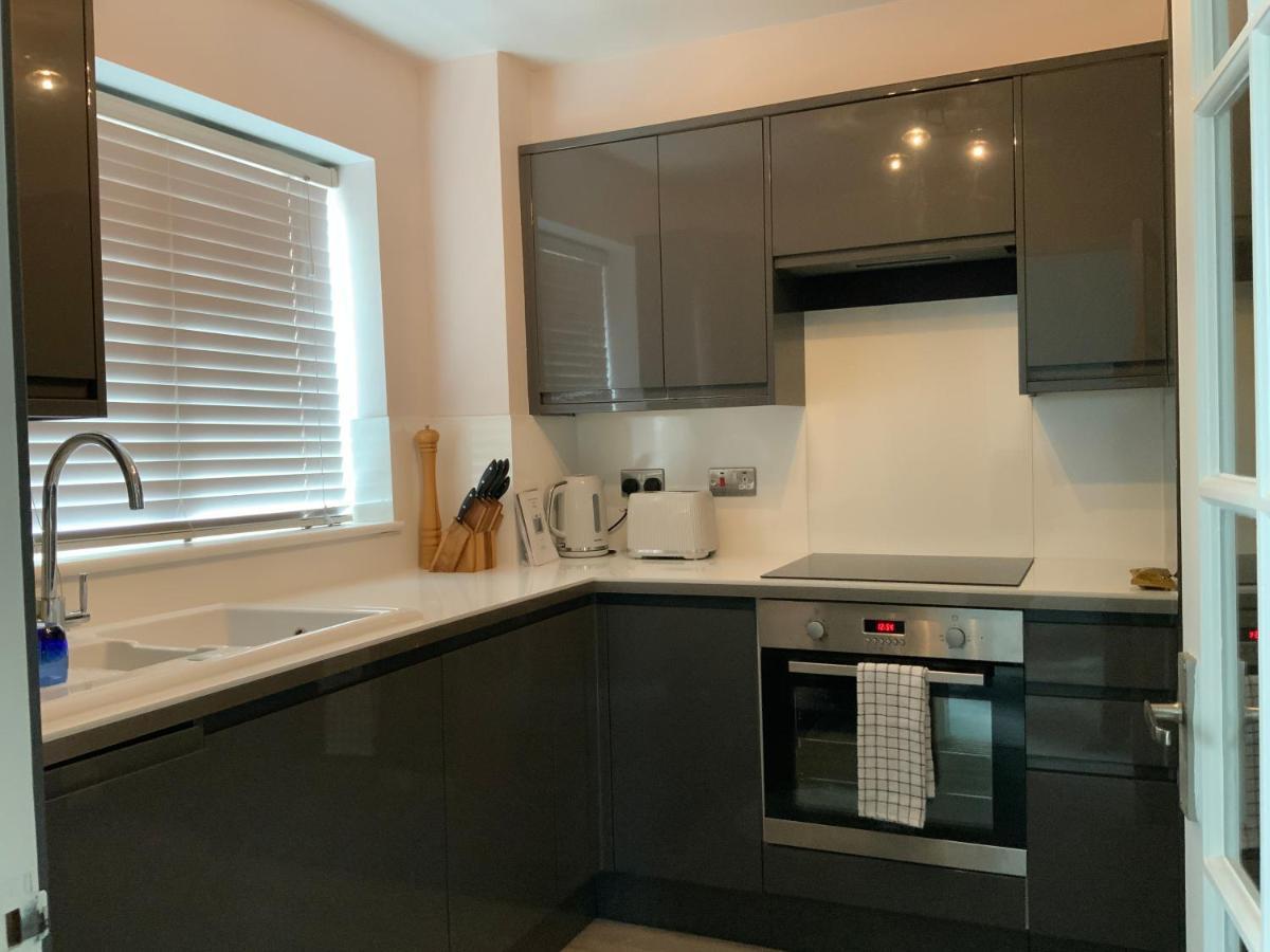 2 Bedroom Apartment Near Southfields London Exterior photo